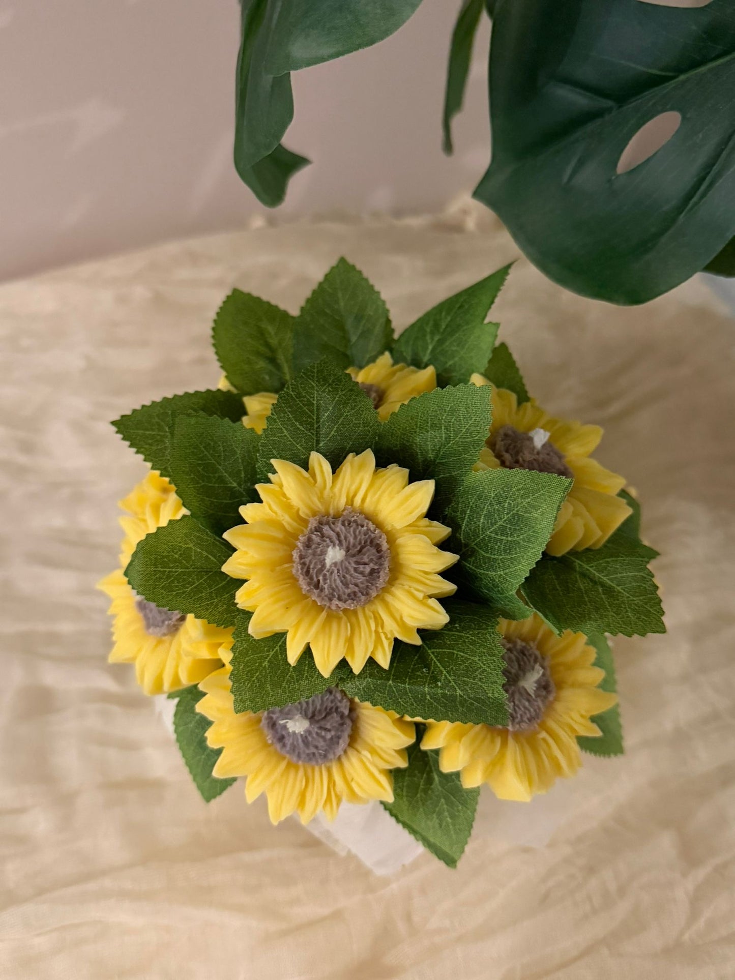 Sonnenblumen-Kerzenstrauß