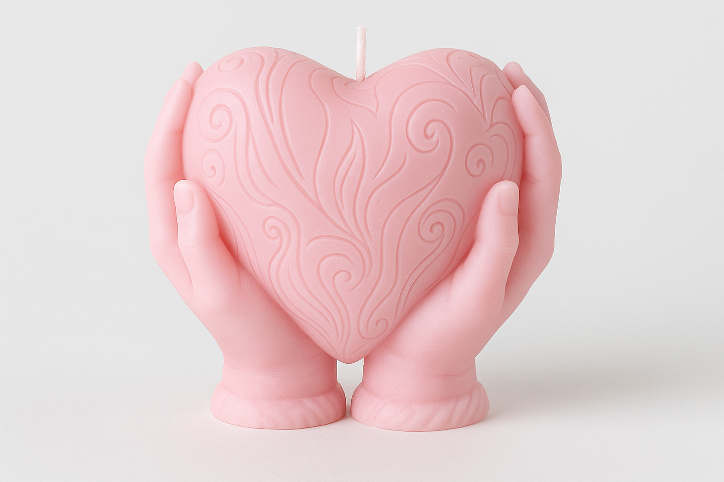 Handgemachte Kerzen „Protected Love Collection" – Symbolische Sojawachs-Kerzen mit schützenden Händen